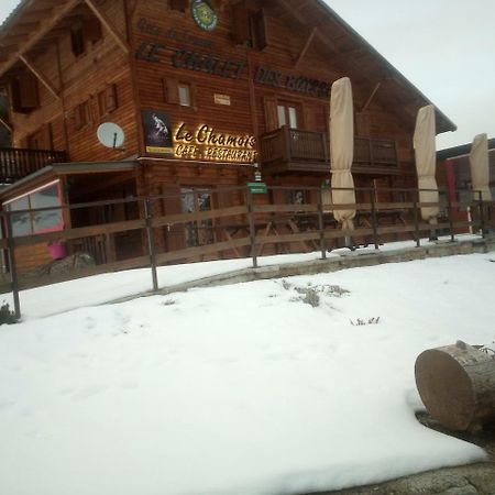 Готель Le Chalet Des Buisses Roubion Екстер'єр фото