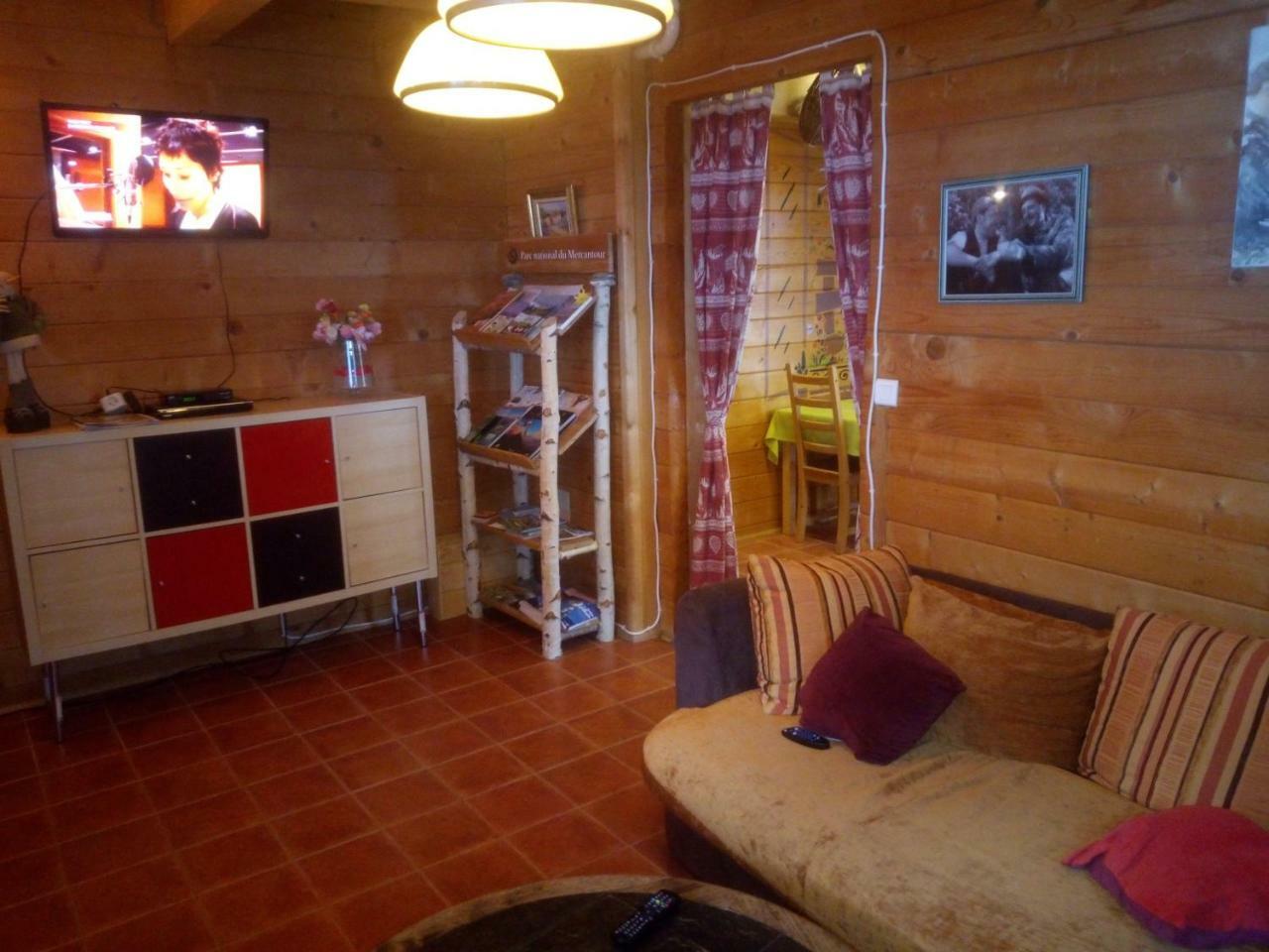 Готель Le Chalet Des Buisses Roubion Екстер'єр фото