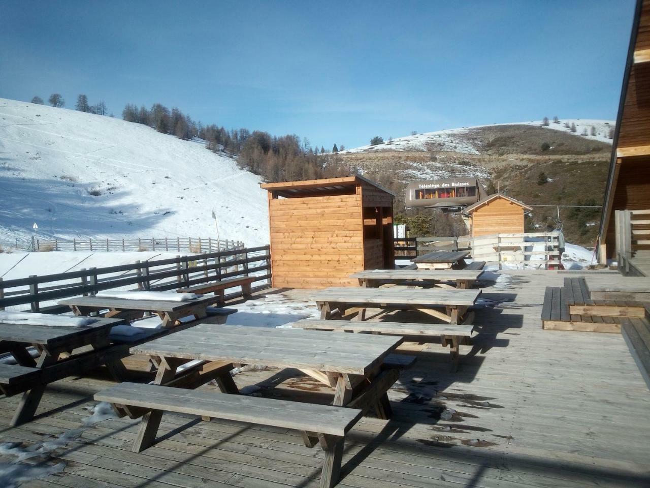 Готель Le Chalet Des Buisses Roubion Екстер'єр фото